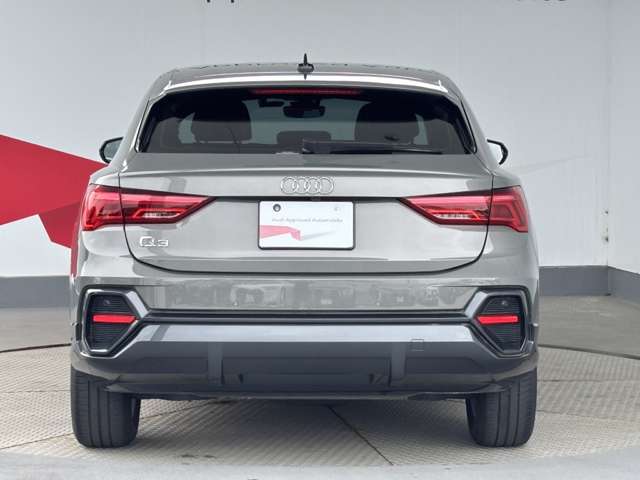 Audi Q3 Sportback 4