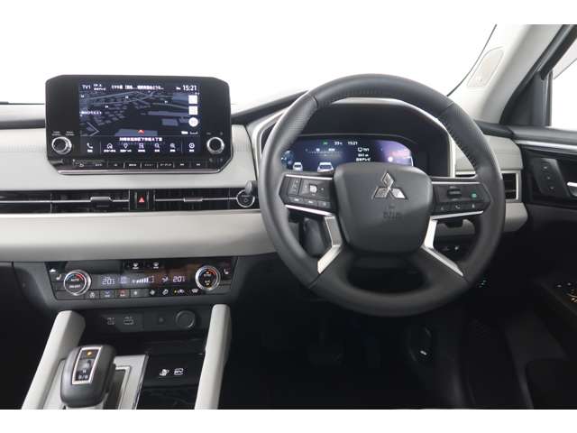 Mitsubishi Outlander 4