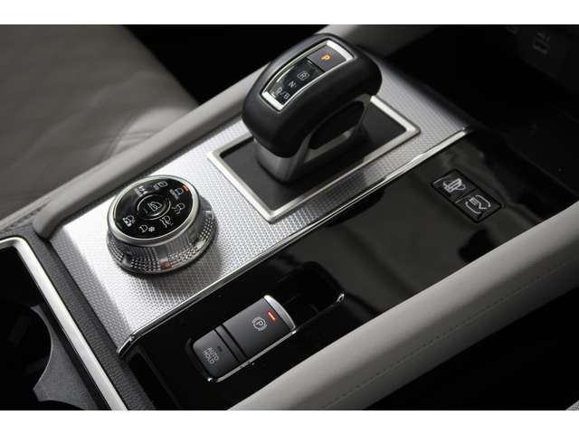 Mitsubishi Outlander 9