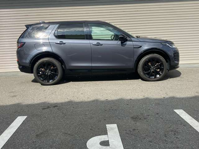 Land Rover Discovery Sport 11