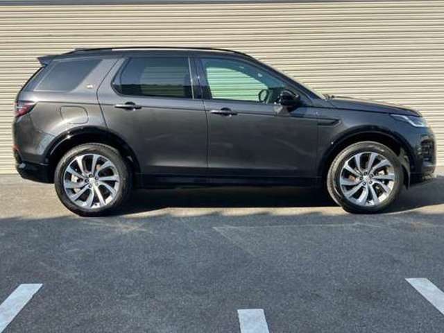 Land Rover Discovery Sport 11