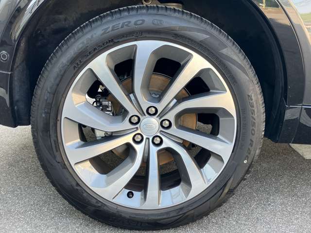 Land Rover Discovery Sport 6