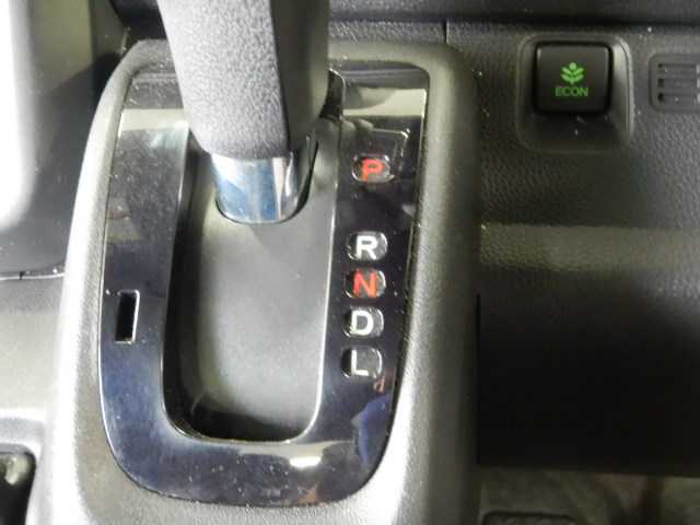 Honda N-VAN 10