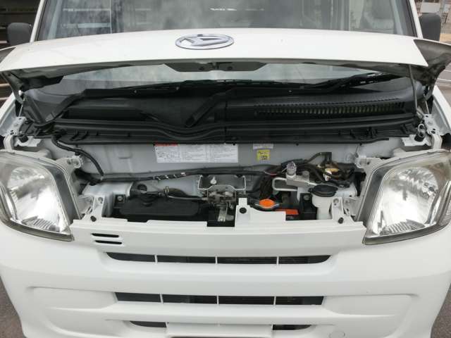 Daihatsu Hijet Cargo 3