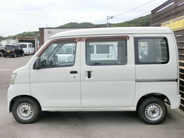 Daihatsu Hijet Cargo 9
