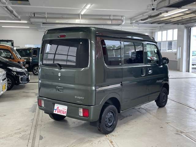 Suzuki Every 8