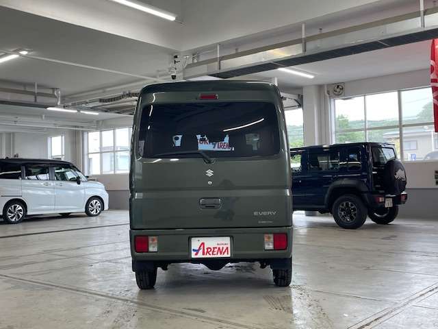 Suzuki Every 9