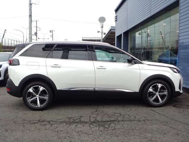 Peugeot 5008 3