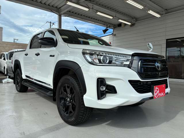 Toyota Hilux 8