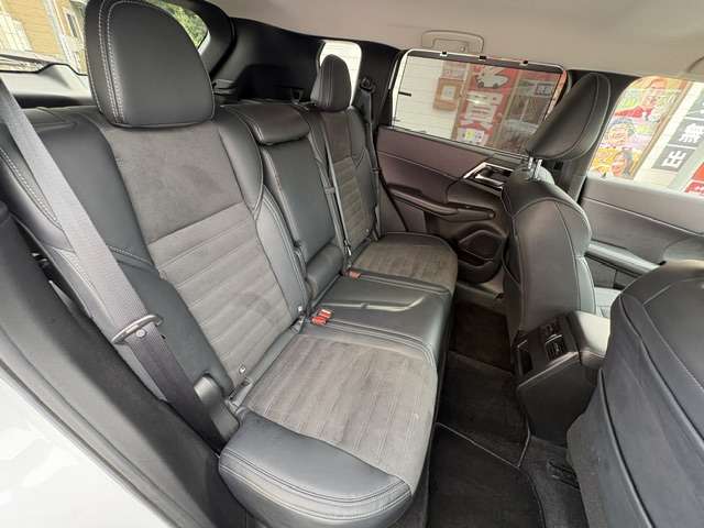 Mitsubishi Outlander 10