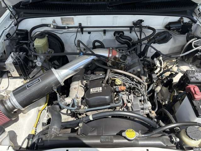 Toyota Hilux 3