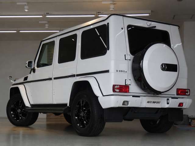 Mercedes-Benz G-Class 2