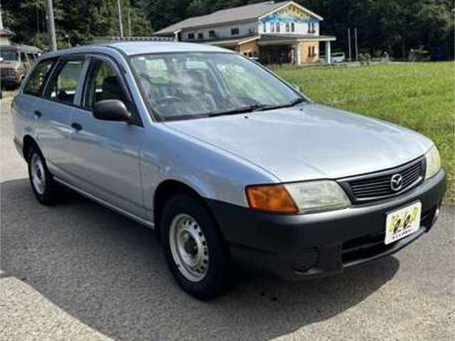 Mazda Familia Van 4