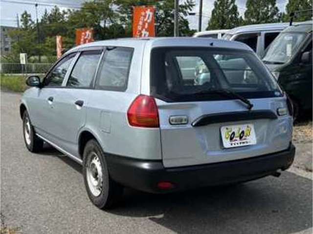 Mazda Familia Van 8