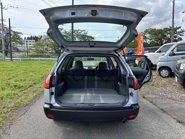 Mazda Familia Van 10