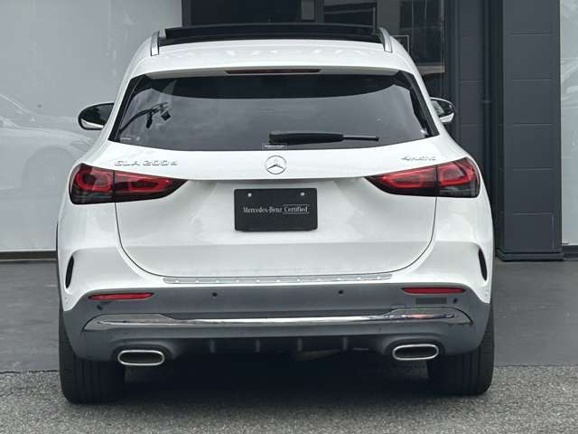 Mercedes-Benz GLA-Class 5