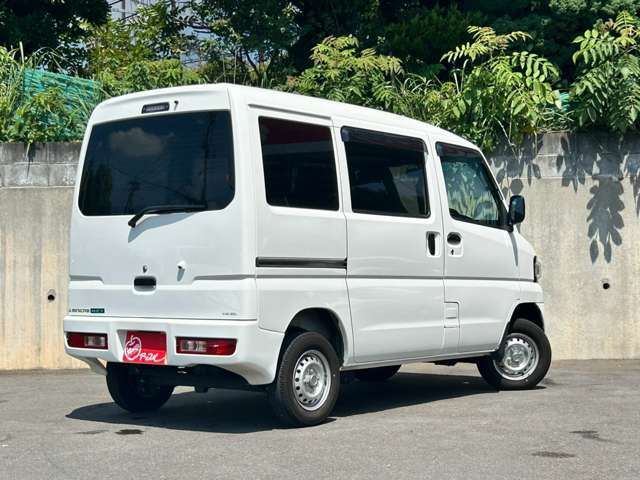 Mitsubishi Minicab MiEV 12