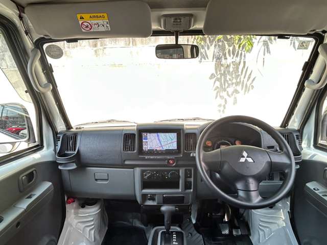 Mitsubishi Minicab MiEV 5