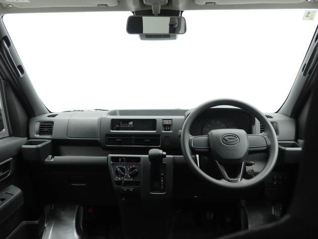 Daihatsu Hijet Cargo 2