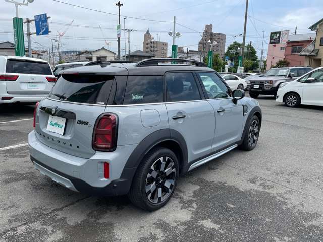 MINI Crossover 10