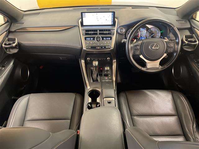 Lexus NX 5