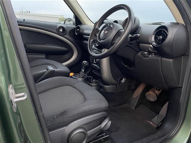 MINI Crossover 11