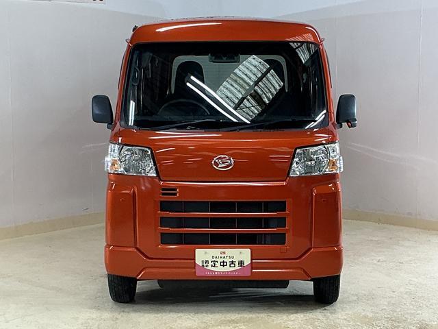 Daihatsu Hijet Cargo 10
