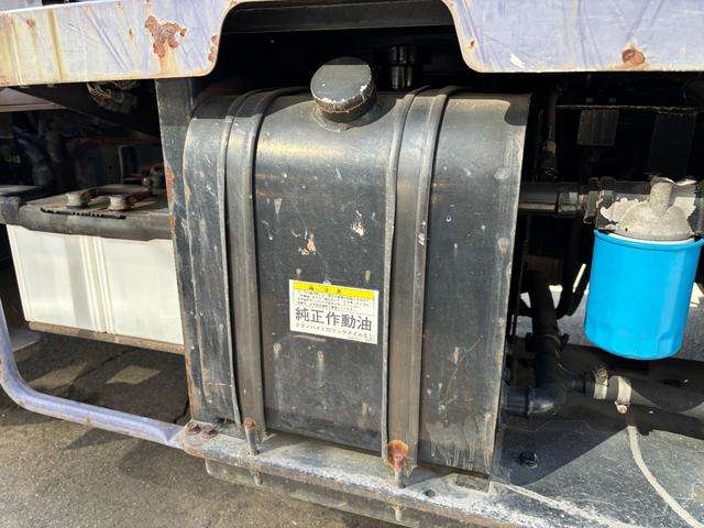 Mitsubishi Fuso Canter 12