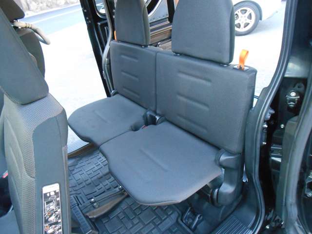Honda N-VAN 12