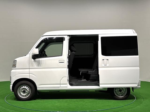 Daihatsu Hijet Cargo 8