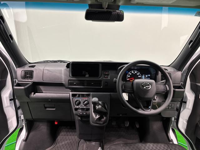 Daihatsu Hijet Cargo 10
