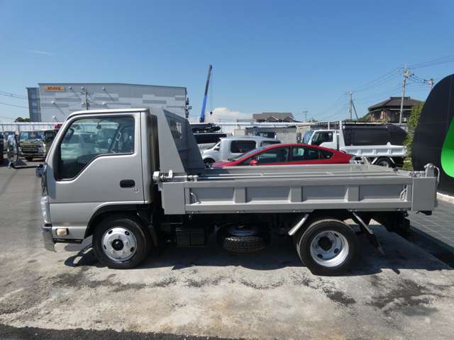 Isuzu Elf 10