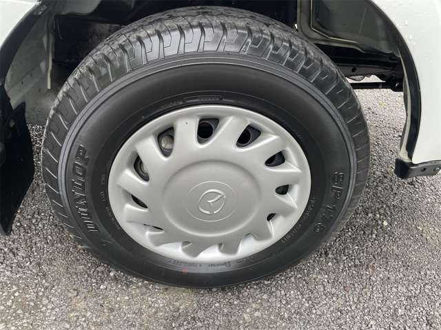 Mazda Bongo Truck 5