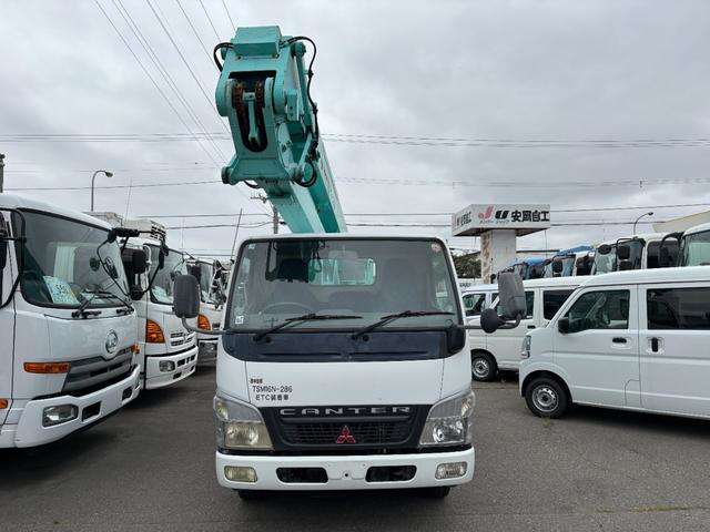 Mitsubishi Fuso Canter 2