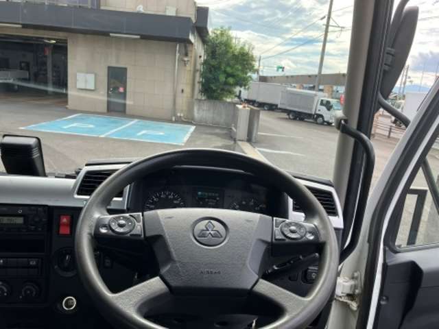 Mitsubishi Fuso Fighter 12