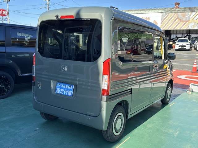 Honda N-VAN 12