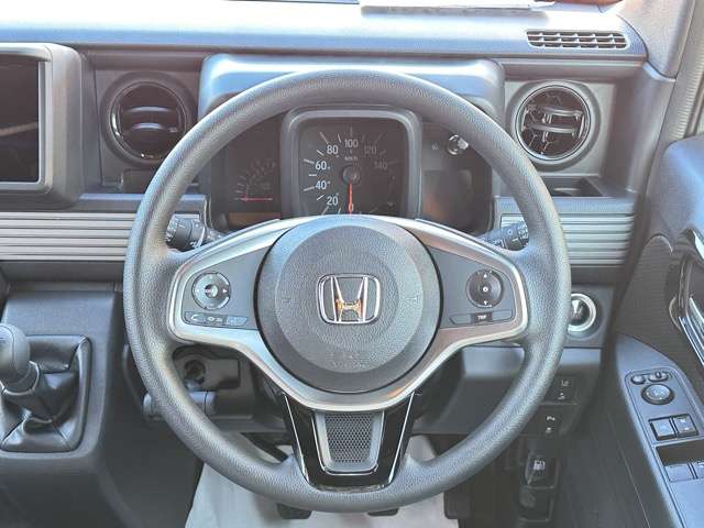 Honda N-VAN 8