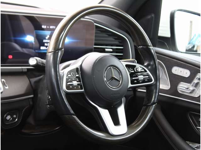 Mercedes-Benz GLS 9