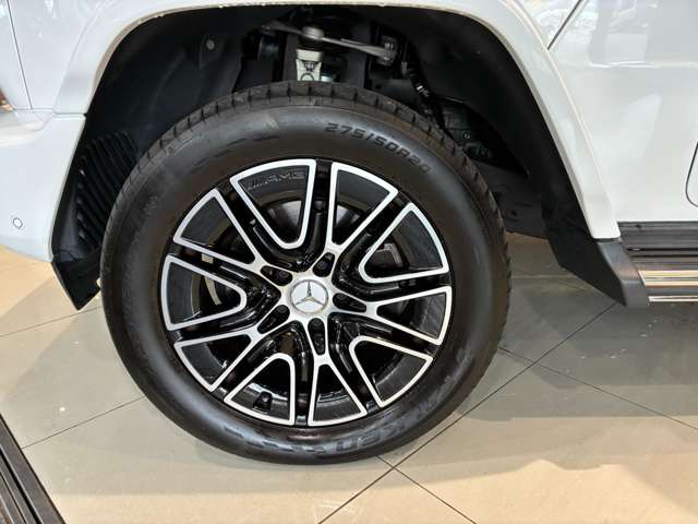 Mercedes-Benz G-Class 9