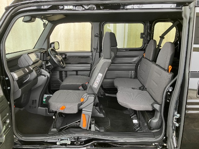 Honda N-VAN 11