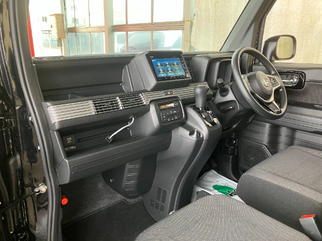 Honda N-VAN 9
