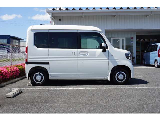 Honda N-VAN 8