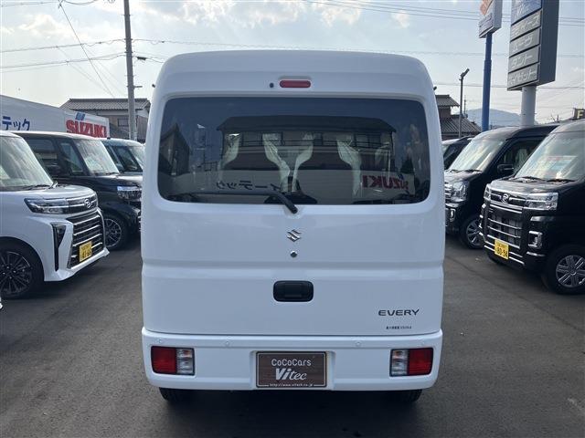Suzuki Every 8