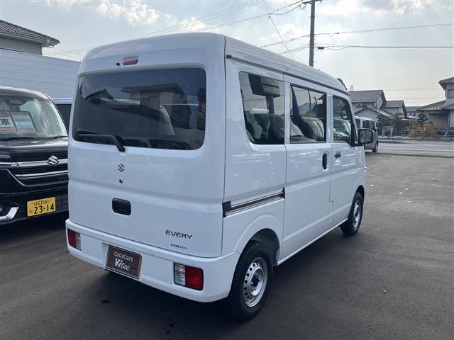 Suzuki Every 9