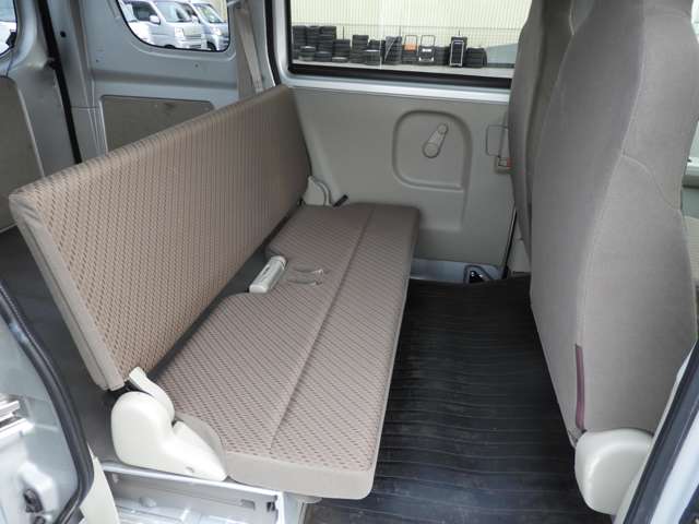 Suzuki Every 8