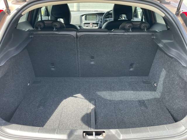 Volvo V40 Cross Country 12