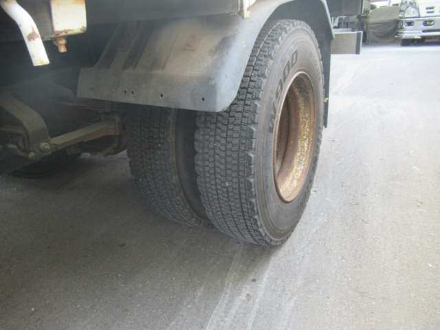 Mitsubishi Fuso Canter 12