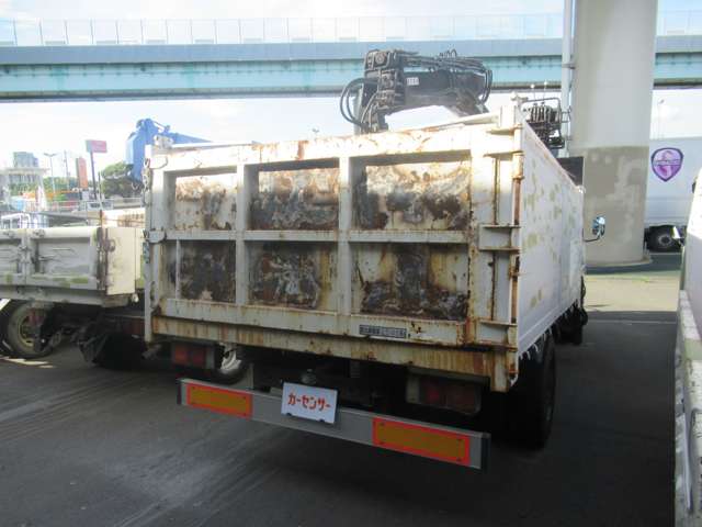 Mitsubishi Fuso Canter 6