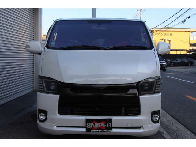 Toyota Hiace Van 2