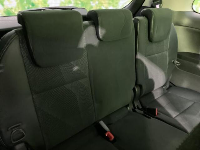 Toyota Estima 8